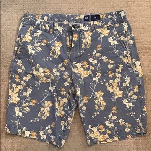 Gap - Men’s floral shorts